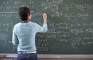 未来人工智能时代，学生是否不再需要老师？